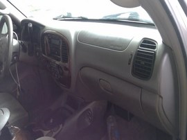 2002 TOYOTA SEQUOIA, SILVER, SR5 MODEL, AT ,2WD,   Z26308